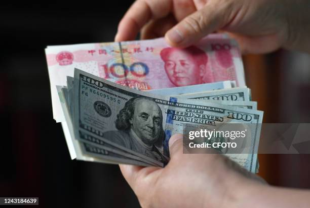 15 Rmb 573 Us Dollar Vs Rmb Stock Photos, High-Res Pictures, and Images ...