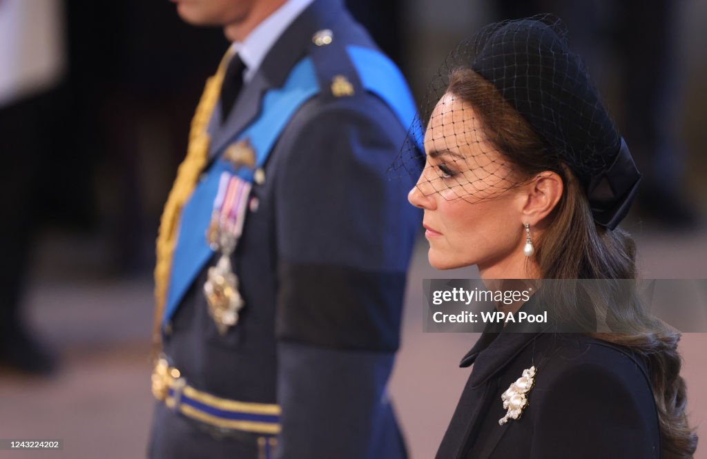 The Coffin Carrying Queen Elizabeth II Is Transferred From Buckingham Palace To The Palace Of Westminster