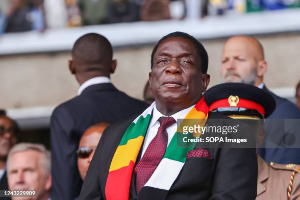 The President of Zimbabwe Emmerson Mnangagwa, one of the guests during the inauguration of the new Kenyan president, addresses Kenyans at the Moi...