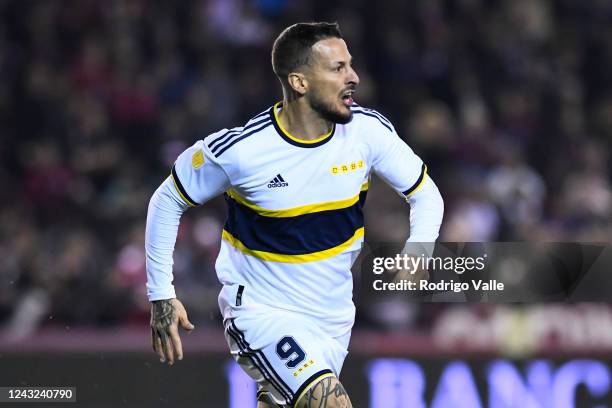 Dario Benedetto of Boca Juniors celebrates after scoring the first goal of his team during a match between Lanus and Boca Juniors as part of Liga...