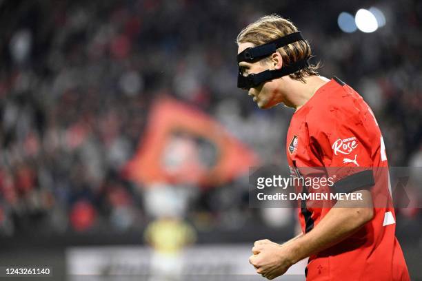 Rennes' Croatian midfielder Lovro Majer celebrates after he scored the second goal for his team during the UEFA Europa League Group B group stage...