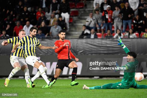 Rennes' French forward Martin Terrier shoots to score the first goal for his tean during the UEFA Europa League Group B group stage football match...