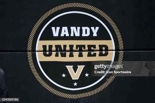 Vandy Script Vandy Photos and Premium High Res Pictures - Getty Images