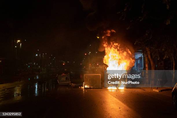 Violent clashes, riots and fights between students, anarchists, leftist groups and the police during the night in the city center of Thessaloniki....