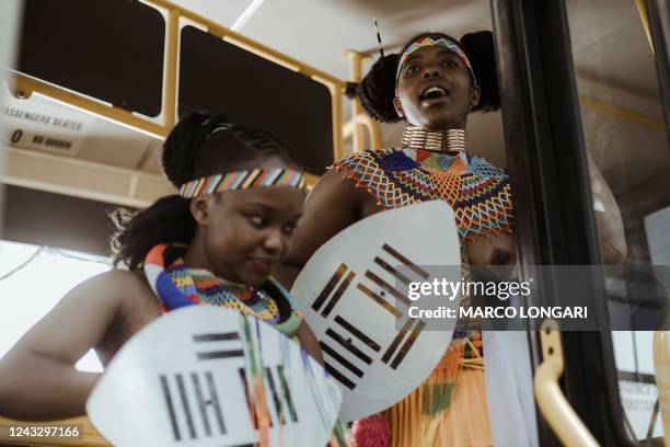 Graphic content / Zulu maidens gather as they prepare themselves in Nongoma, on September 17, 2022 ahead of the traditional Zulu reed dance. - Every...