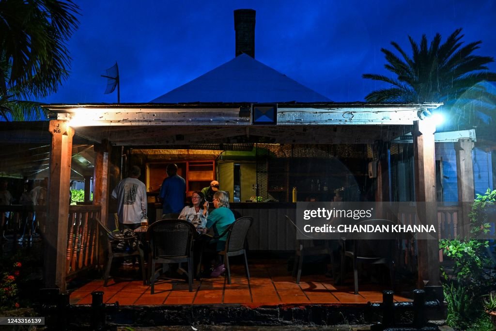 ANTIGUA-BRITAIN-ROYALS-NAVY-LIFESTYLE
