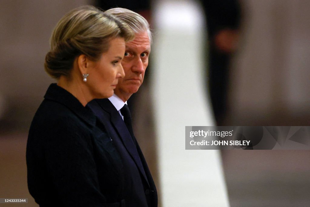 BRITAIN-FRANCE-ROYALS-QUEEN-DEATH