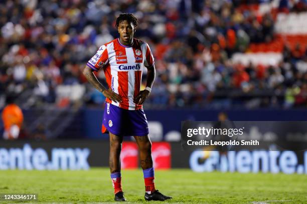 Abel Hernandez of Atletico San Luis reacts during the 15th round match between Atletico San Luis and Pachuca as part of the Torneo Apertura 2022 Liga...