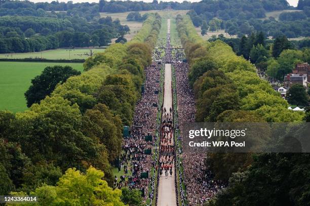 The Ceremonial Procession of the coffin of Queen Elizabeth II travels down the Long Walk as it arrives at Windsor Castle for the Committal Service at...