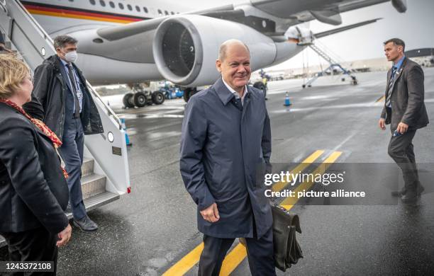 September 2022, US, New York: German Chancellor Olaf Scholz , arrives at John F. Kennedy International Airport in New York. The 77th General Debate...