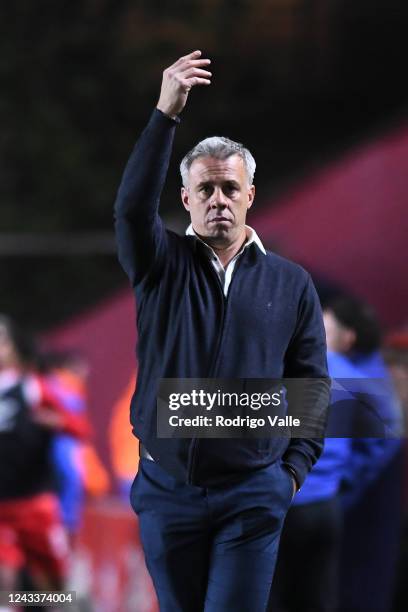 Lucas Pusineri head coach of Atletico Tucuman gestures during a match between Argentinos Juniors and Atletico Tucuman as part of Liga Profesional...