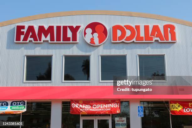 Discounter disconnect: Family Dollar officially separates from Dollar ...