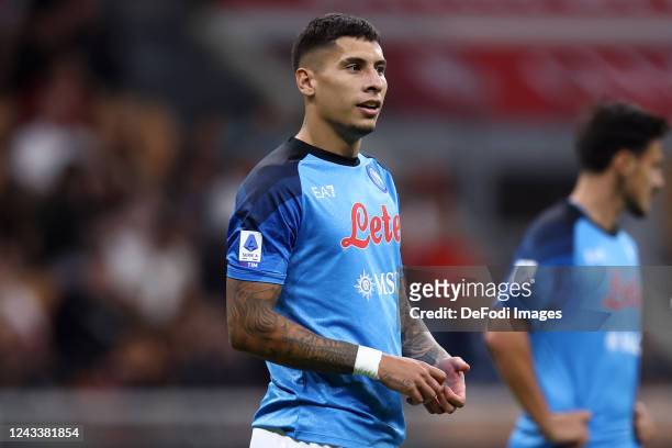 Mathias Olivera of SSC Napoli looks on during the Serie A match between AC MIlan and SSC Napoli at Stadio Giuseppe Meazza on September 18, 2022 in...