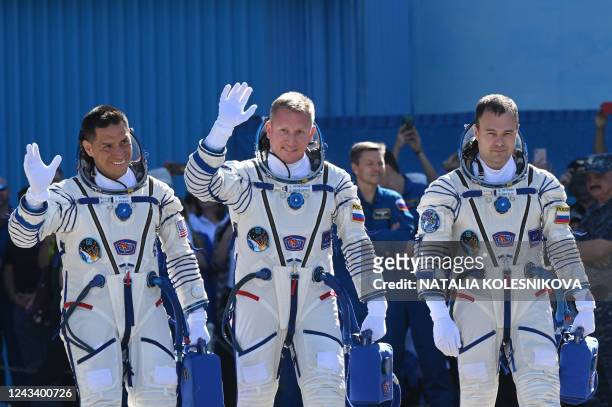 Russian cosmonauts Sergey Prokopyev and Dmitri Petelin and NASA astronaut Frank Rubio, members of the International Space Station Expedition 68 main...