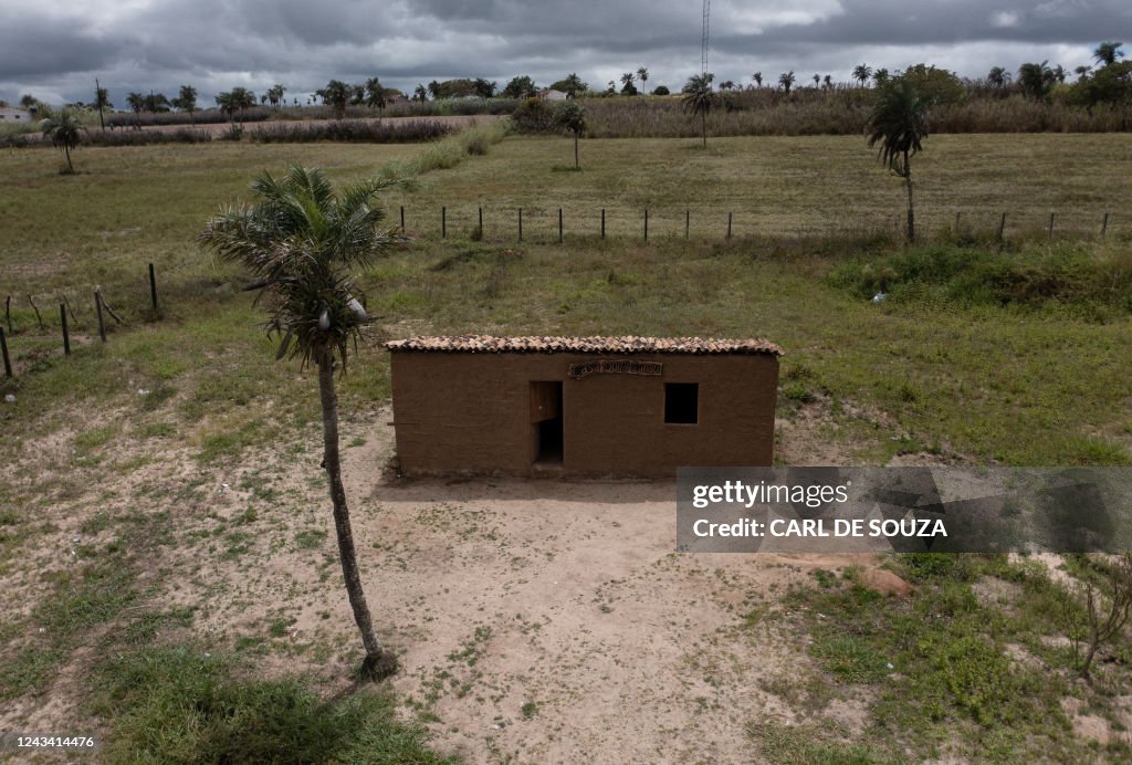 Shack Collapse Aerial view of a replica of the long collapsed shack where Brazil's ...