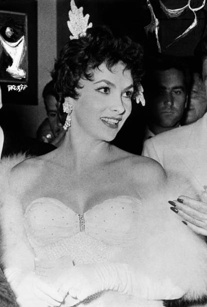 Italian actress Gina Lollobrigida attends the inauguration of an exhibition of French painter Jean-Paul Brusset and French sculptor Jean Carton at...