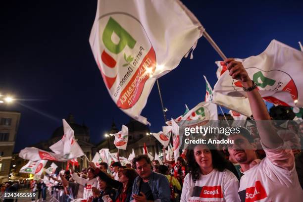 Italian center-left Democratic Party's sympathizers attend a rally for the closure of the electoral campaign in Rome, Italy, on September 23 ahead of...