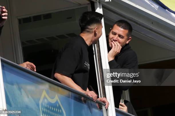 Vice President of Boca Juniors Juan Roman Riquelme speaks to Guillermo Fernandez of Boca Juniors during a match between Boca Juniors and UAI Urquiza...