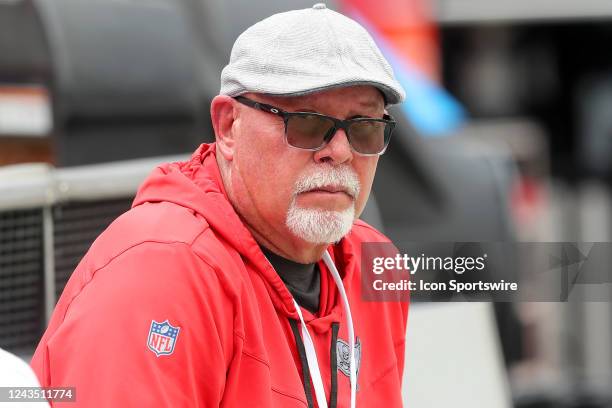 Tampa Bay Buccaneers Senior Assistant to the General Manager Bruce Arians sits along the sidelines before the regular season game between the Green...