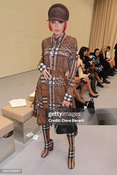 Kiwi Lee attends the Burberry Spring/Summer 2023 runway show in Bermondsey on September 26, 2022 in London, England.