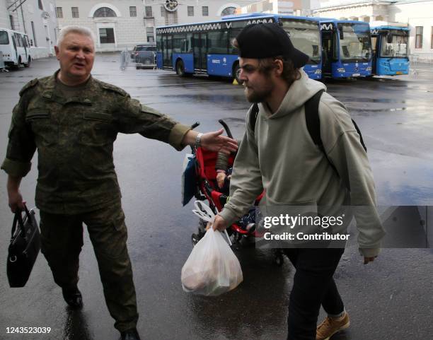 Russian officer of the military enlistment office invites Alexander a resident of Moscow's Central Distrcict and a reserve corporal of Russian army...