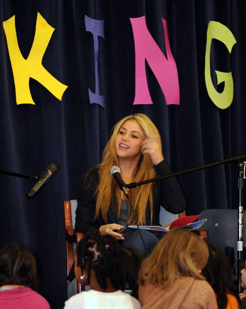 Latin pop star Shakira reads to the children at Oyster-Adams Bilingual Elementry School in Washington, DC January 19, 2009 where she announced a...