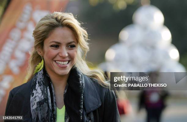 Shakira Departs Photos and Premium High Res Pictures - Getty Images