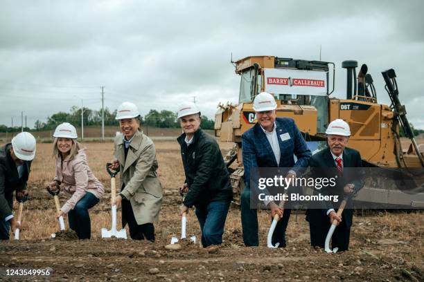 Balaji Padmanabhan, vice president of operations and supply chain of Americas for Barry Callebaut, from left, Angie Kipper, vice president of human...