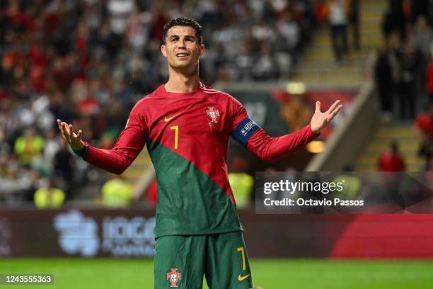 58,390 Cristiano Ronald Portugal Stock Photos, High-Res Pictures, and Images - Getty Images