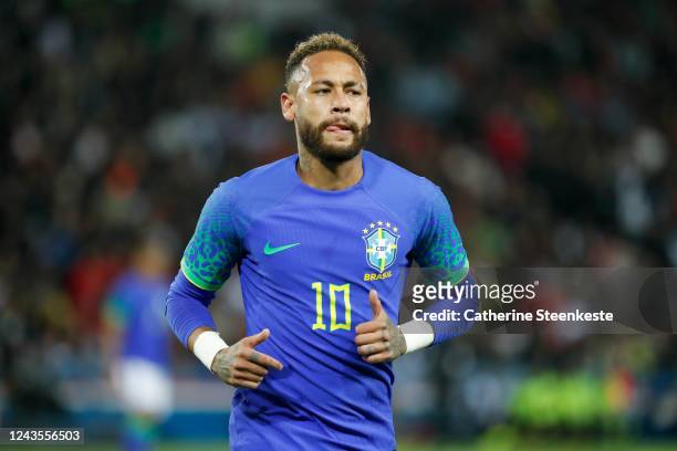 Neymar Jr of Brazil looks on during the international friendly match between Brazil and Tunisia at Parc des Princes on September 27, 2022 in Paris,...