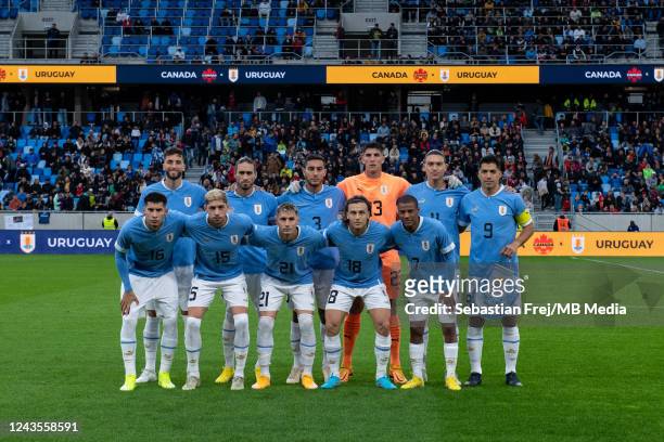 Pre match Uruguay team photo, from top left: Rodrigo Bentancur, Martin Caceres, Sebastian Caceres, Sergio Rochet, Darwin Nunez, Luis Suarez, from...