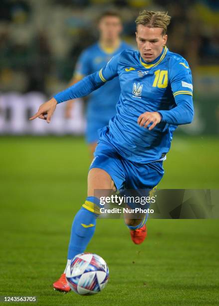 Mykhaylo Mudryk of Ukraine in action during the UEFA Nations League 2022/23 match in Group B between Ukraine and Scotland at the Marshal Jozef...