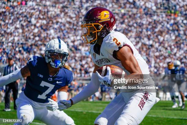 Central Michigan Chippewas Wide Receiver Caroles Carriere runs with the ball during the first half of the college football game between the Central...