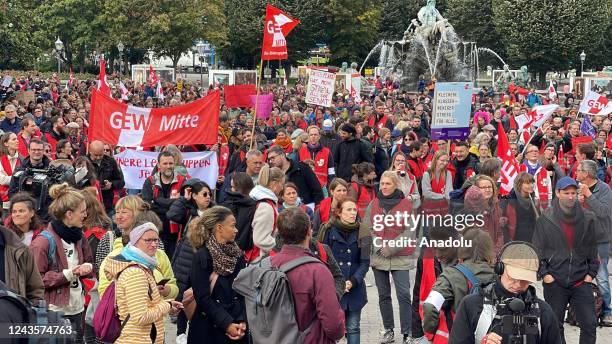Thousands of teachers gather in front of the Berlin City Hall to protest against their working conditions at the call of the Education and Science...