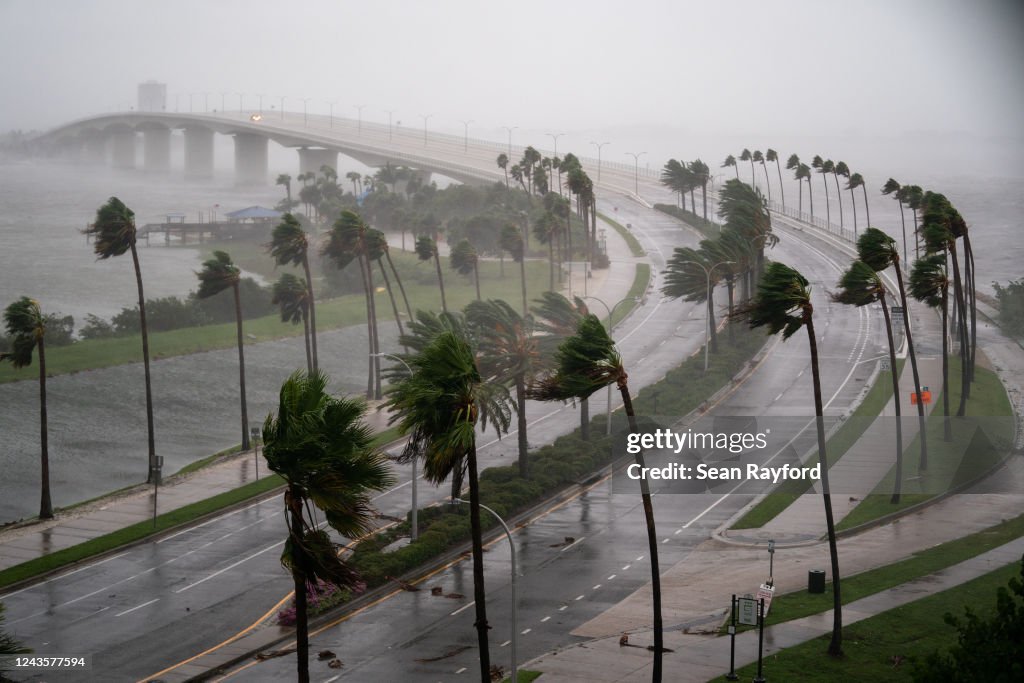 Hurricane Ian Slams Into West Coast Of Florida