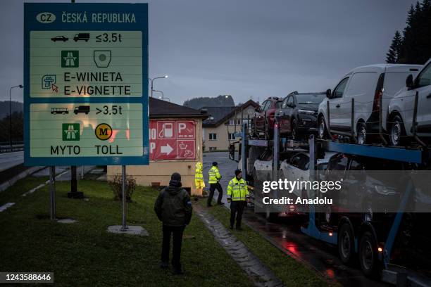 The Czech police launches checks on the Czech-Slovak border due to the high number of refugees crossing into Germany and Austria in Mosty u...