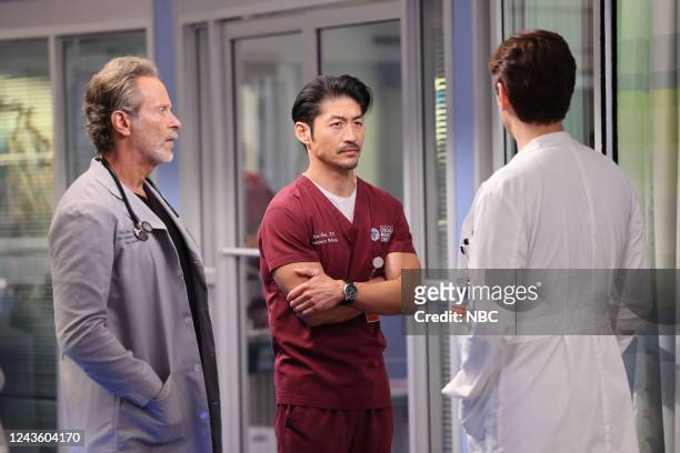 The Apple Doesn't Fall Far From the Teacher" Episode 804 -- Pictured: Steven Weber as Dean Archer, Brian Tee as Ethan Choi --