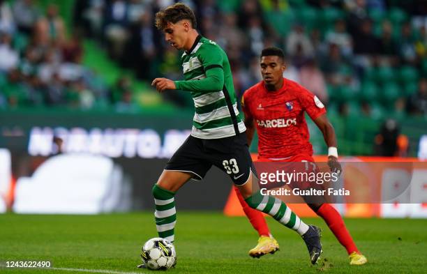 Jose Marsa of Sporting CP with Murilo Souza of Gil Vicente FC in action during the Liga Bwin match between Sporting CP and Gil Vicente at Estadio...