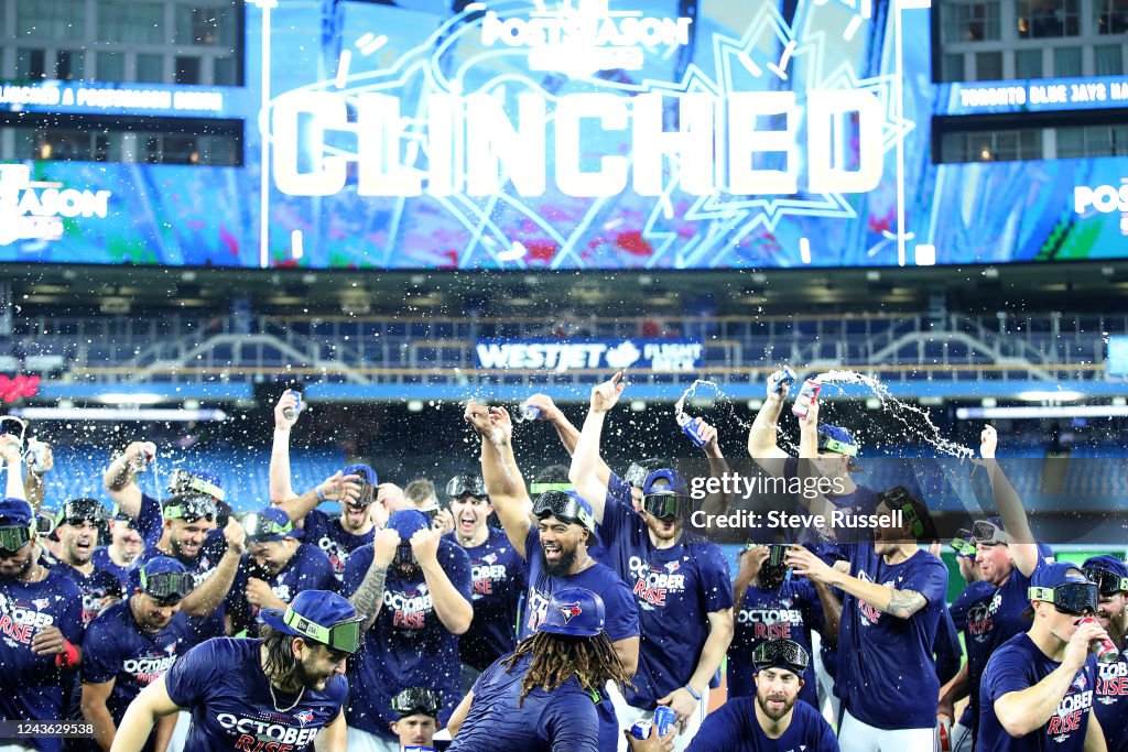 Toronto Blue Jays beat the Boston Red Sox 9-0