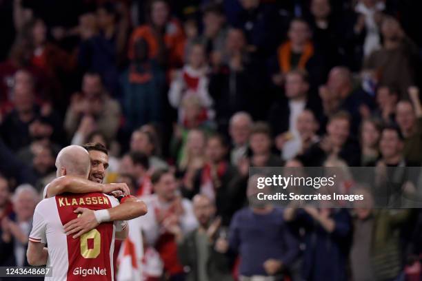 Davy Klaassen of Ajax celebrates 1-0 with Dusan Tadic of Ajax during the Dutch Eredivisie match between Ajax v Go Ahead Eagles at the Johan Cruijff...