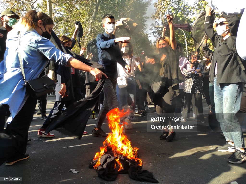 Protests Continue In Iran Despite Crackdowns