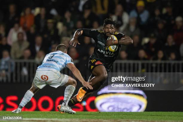 La Rochelle's Jonathan Danty runs with the ball during the French Top 14 rugby union match between La Rochelle and Racing 92 at Marcel-Deflandre...