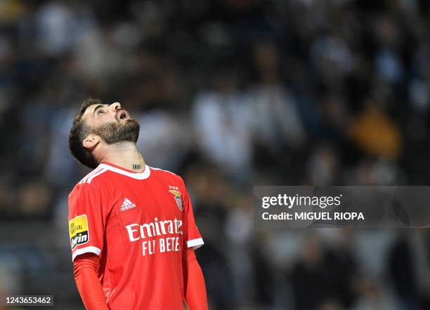 Benfica's Portuguese midfielder Rafa Silva reacts during the Portuguese League football match between Vitoria Guimaraes SC and SL Benfica at the Dom...