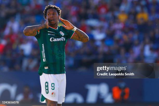 Abel Hernandez of Atletico San Luis reacts during the 17th round match between Atletico San Luis and Tigres UANL as part of the Torneo Apertura 2022...