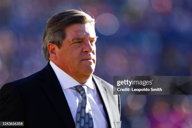 Miguel Herrera head coach of Tigres UANL leaves the field after the 17th round match between Atletico San Luis and Tigres UANL as part of the Torneo...