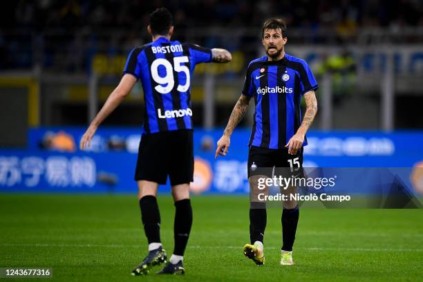 Francesco Acerbi of FC Internazionale speaks with Alessandro Bastoni of FC Internazionale during the Serie A football match between FC Internazionale...