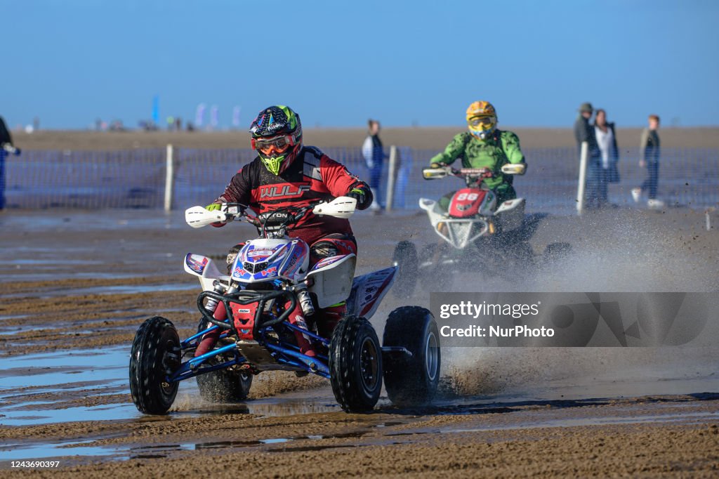 Sand Racing Marks Davey Nixon leads Andy Watson during the Fylde ACU British Sand... News ...