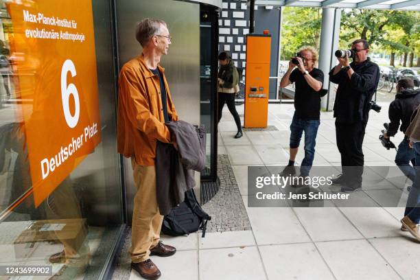 Svante Paabo, Director of the Max Planck Institute for Evolutionary Anthropology, arrives for a press conference after he won the Nobel Prize in...