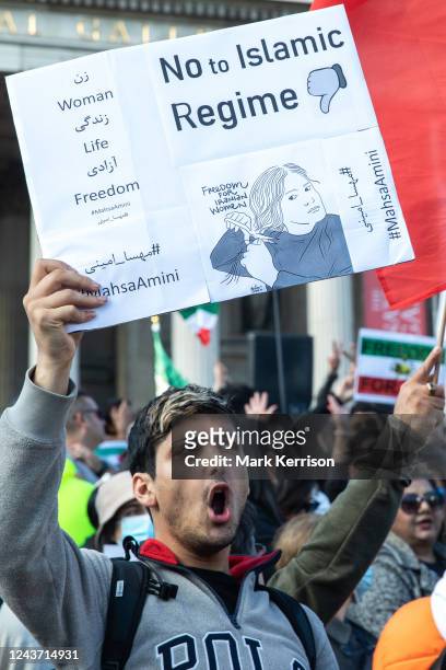 Thousands of people holding Iranian flags and images of Mahsa Amini fill Trafalgar Square in solidarity with those protesting across Iran on 1...