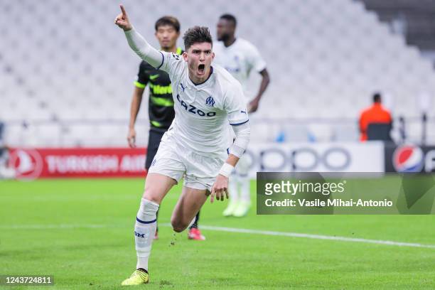Leonardo Balerdi of Marseille celebrates a goal during the UEFA Champions League group D match between Olympique Marseille and Sporting CP at Orange...